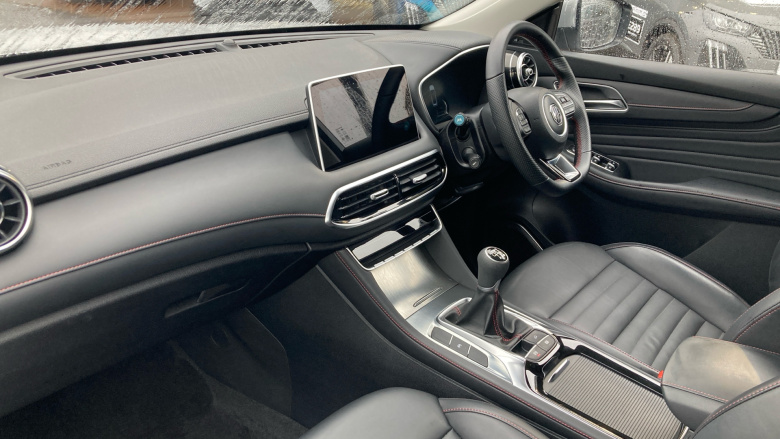 MG HS 1.5 T-GDI Trophy 5dr Petrol Hatchback